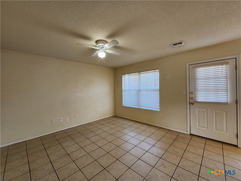3014 Green Mountain Drive Property Photo 6