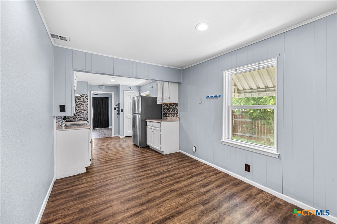 709 Sissom Road Property Photo 7