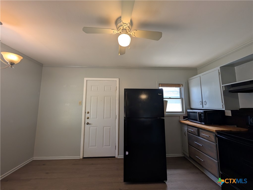 890 Josephine Street Property Photo 14