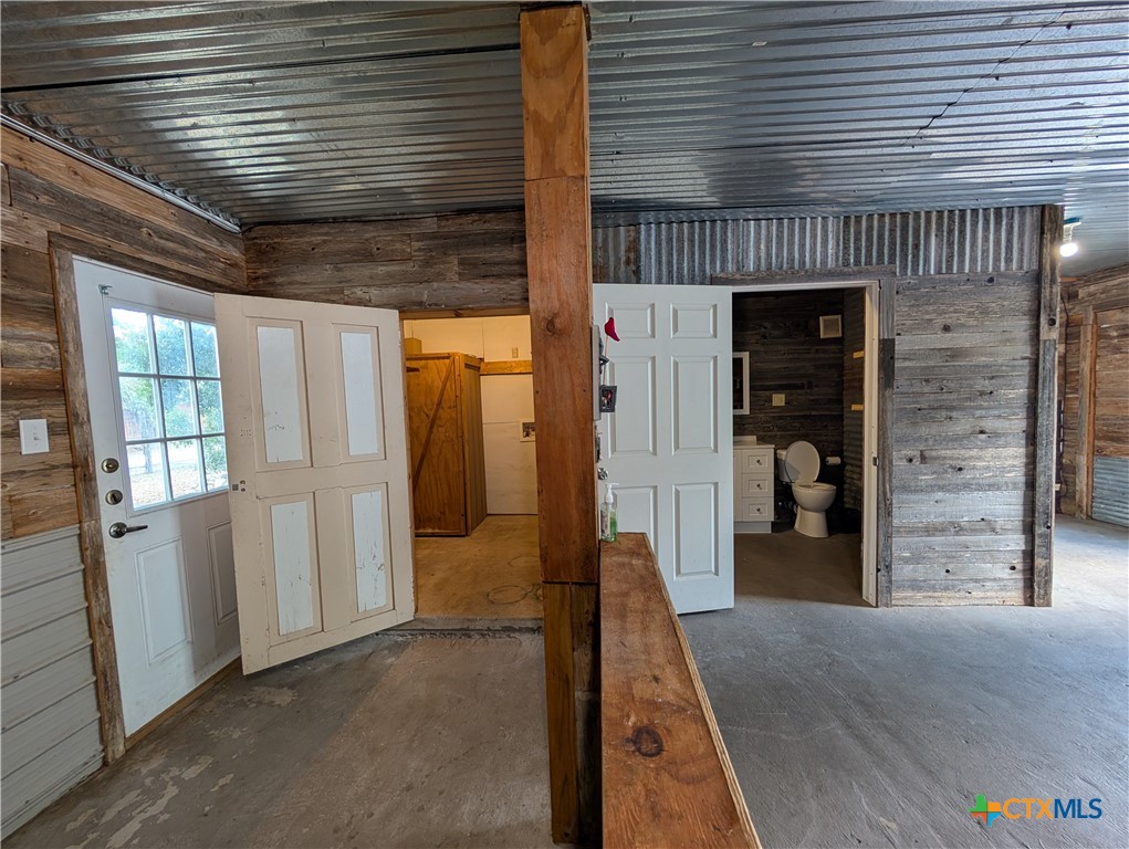 890 Josephine Street Property Photo 33