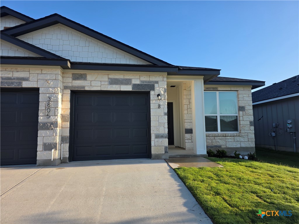 3805 Sugar Hackberry Trail B Property Photo 1