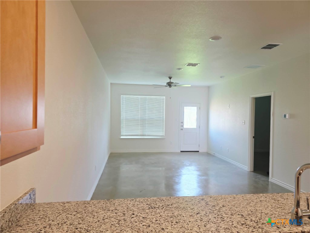 3805 Sugar Hackberry Trail B Property Photo 4