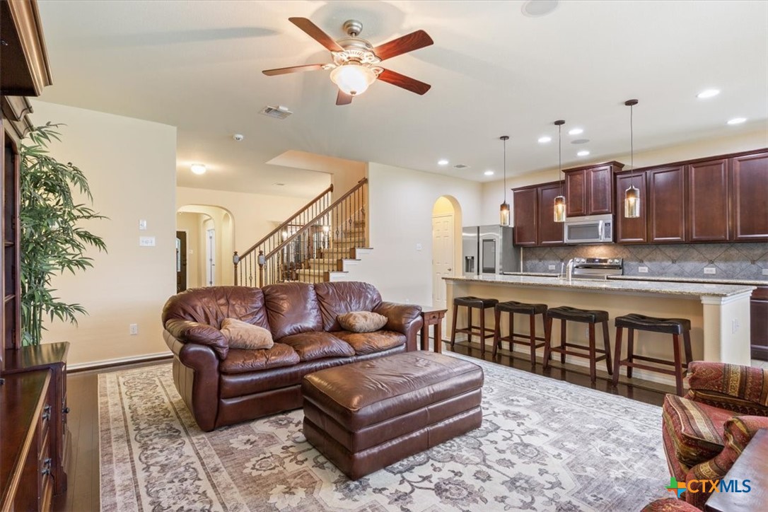 3713 Castleton Drive Property Photo 8