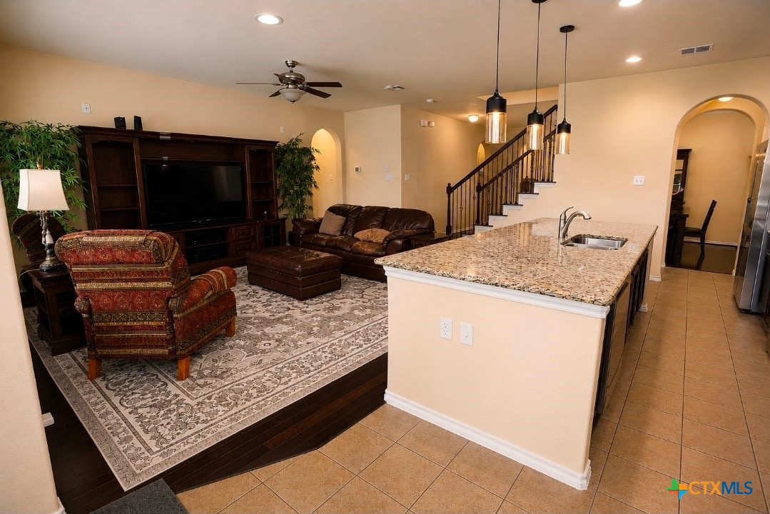3713 Castleton Drive Property Photo 10