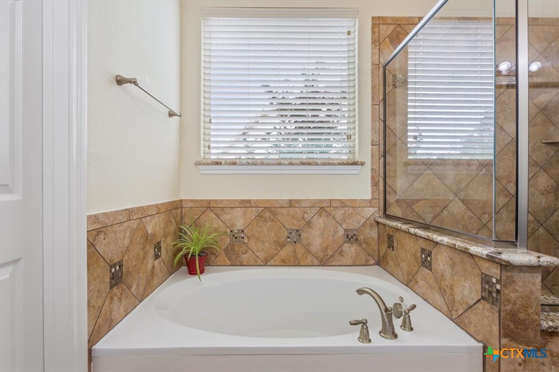 3713 Castleton Drive Property Photo 23