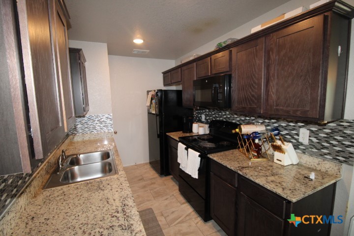 539 Lost Trail A Property Photo 5