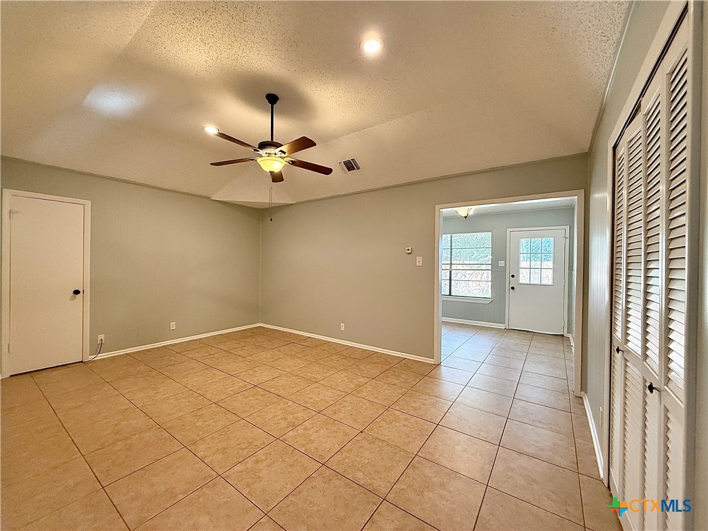 705 Woodcrest Circle Property Photo 11
