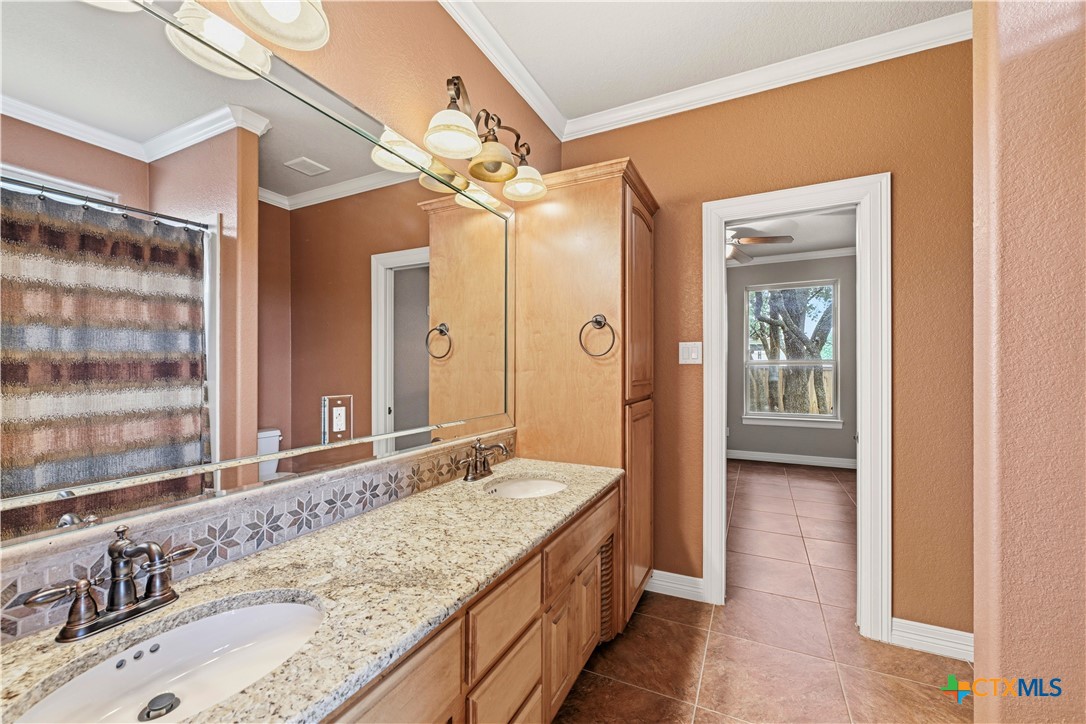 8006 Ridgeway Court Property Photo 24