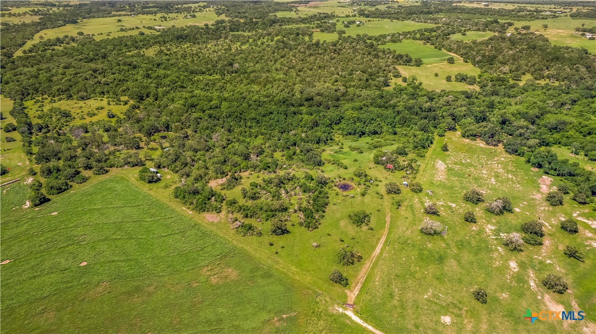 337 Private Road 1015 Property Photo 7