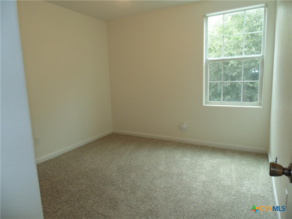 110 Trestle Tree Ab Property Photo 9