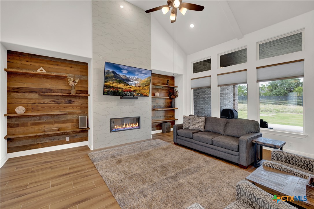 10696 Chestnut Warbler Property Photo 8