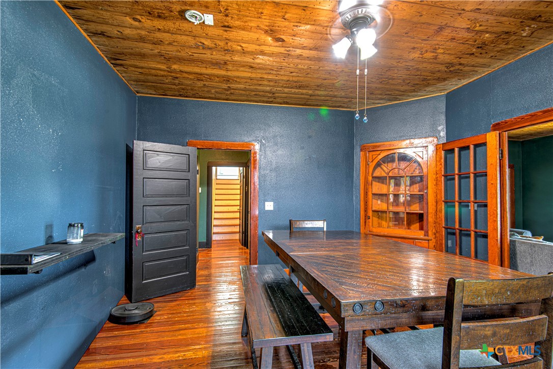 407 8th Street Property Photo 12