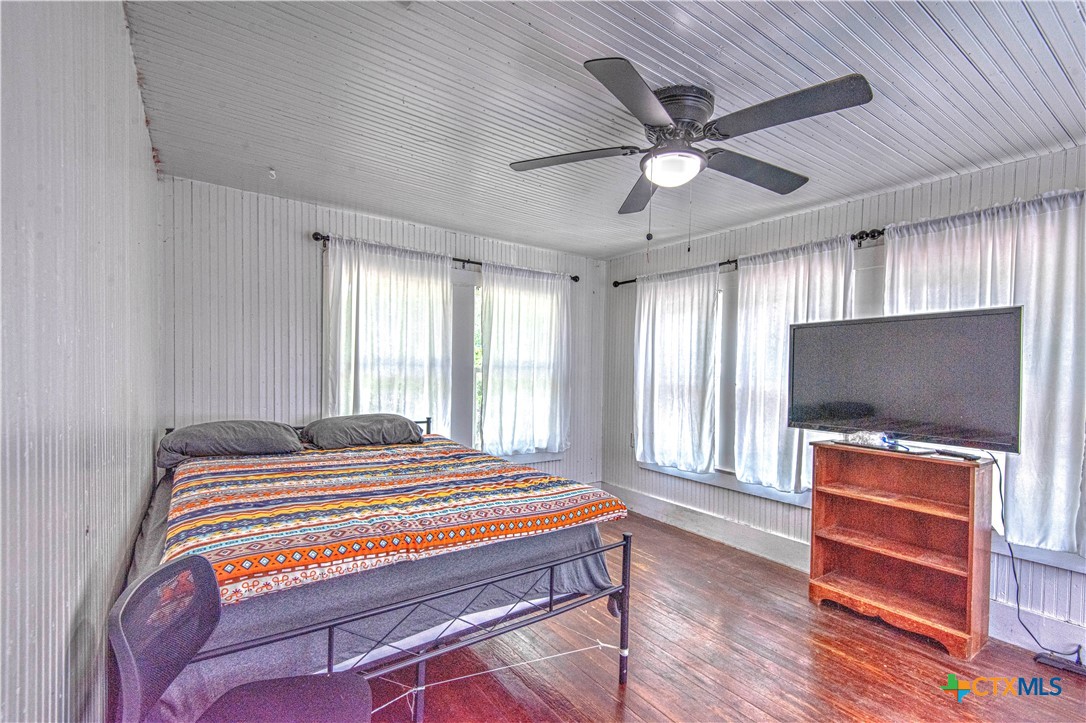 407 8th Street Property Photo 21