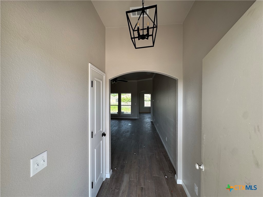 2570 Cowgirl Trail Property Photo 2