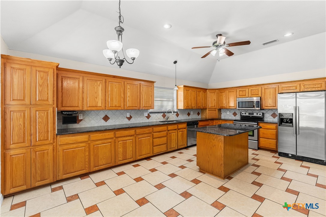 408 Briarcroft Lane Property Photo 14