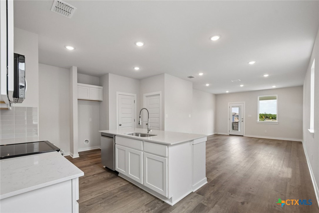 1209 Lavender Way Property Photo 37