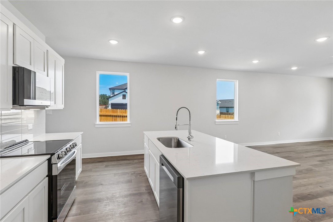 1201 Lavender Way Property Photo 12