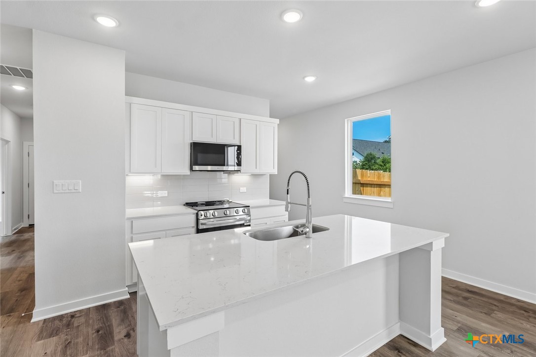 1201 Lavender Way Property Photo 13