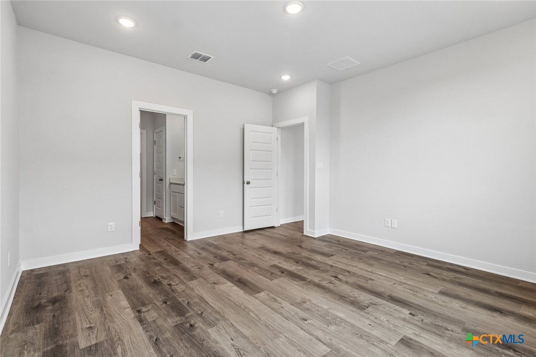 1201 Lavender Way Property Photo 17
