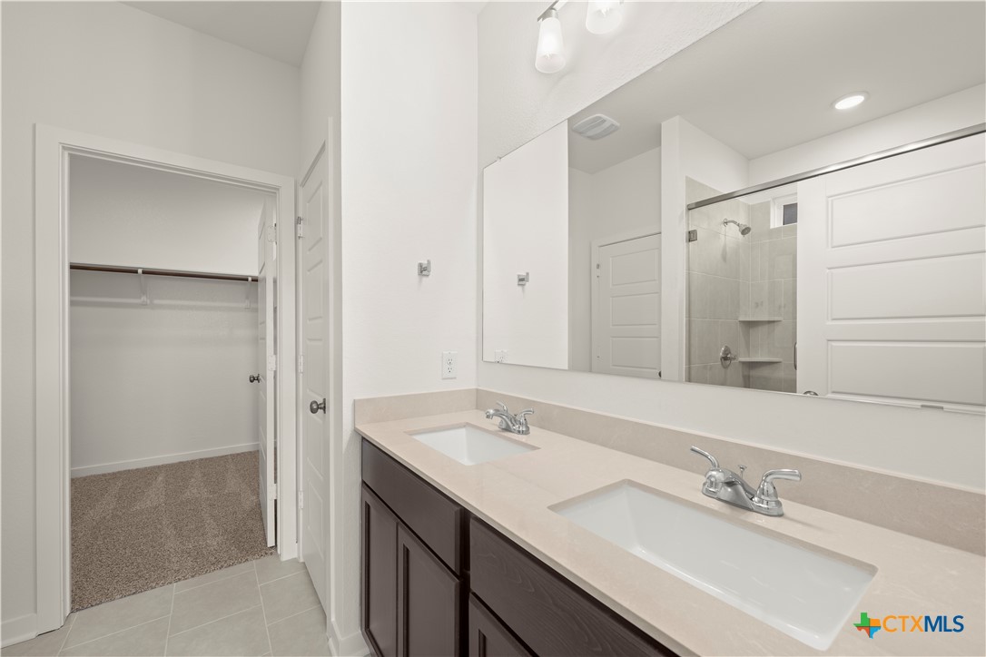 1434 Dowdy Drive Property Photo 8