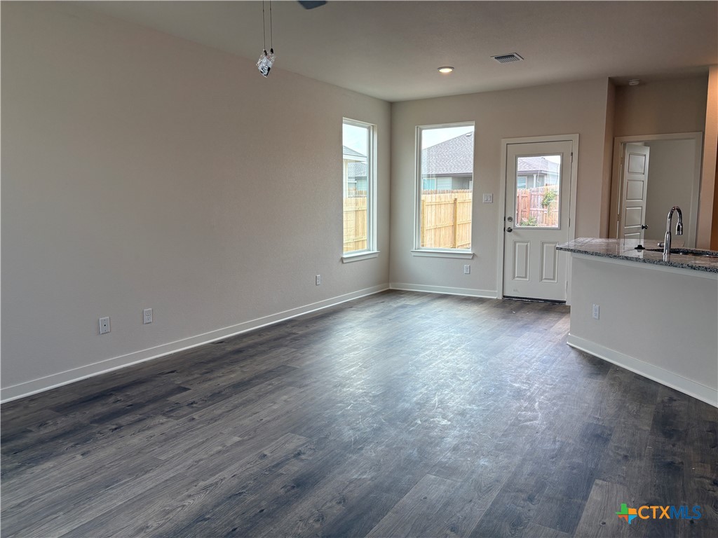 1442 Dowdy Drive Property Photo 3