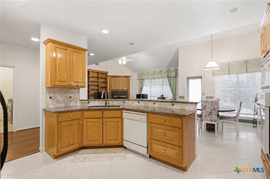 103 Eton Green Property Photo 13