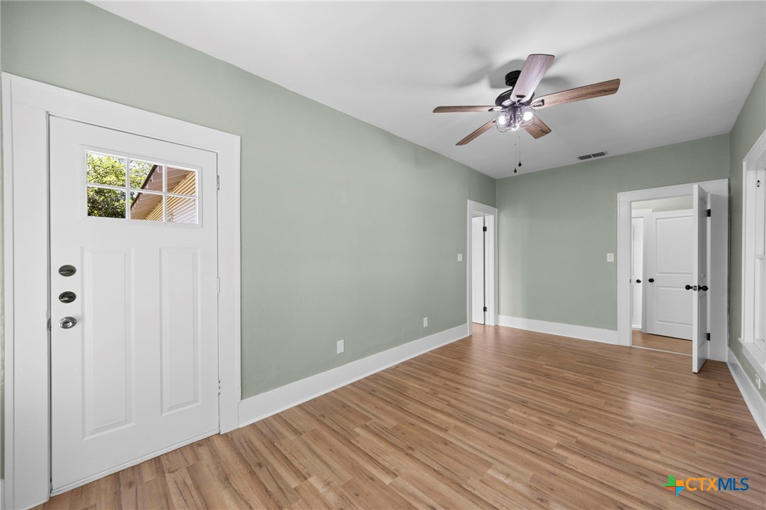 617 N Beal Street Property Photo 29