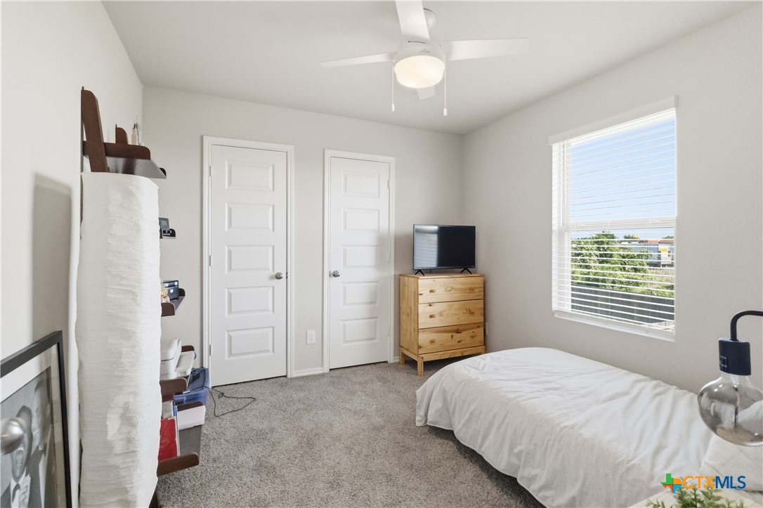 604 Saxon Street Property Photo 16