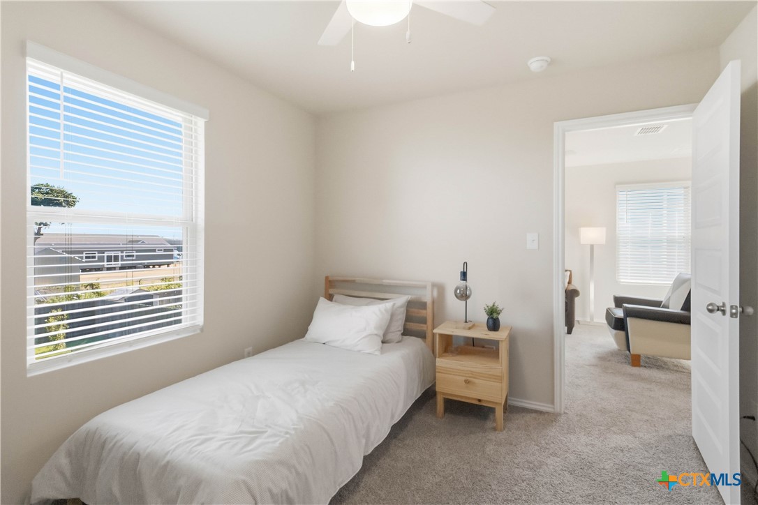 604 Saxon Street Property Photo 17