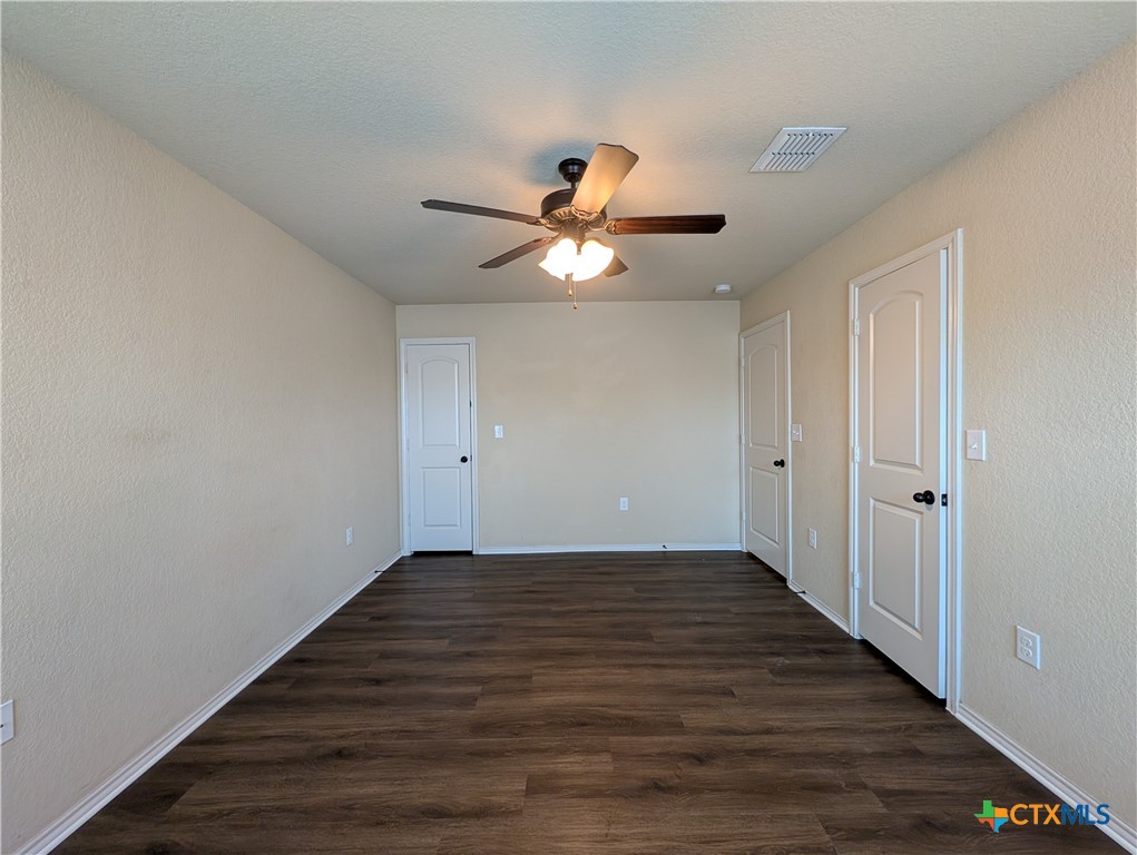 622 Creekside Circle Property Photo 15