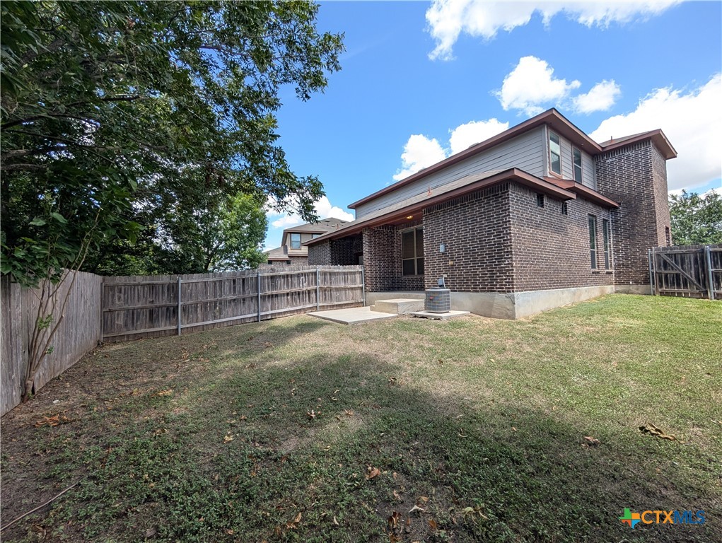 622 Creekside Circle Property Photo 25