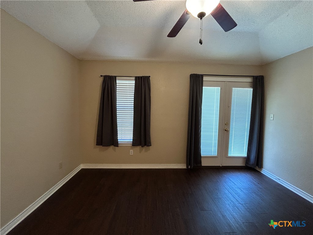 1642 W County Line Road Property Photo 17