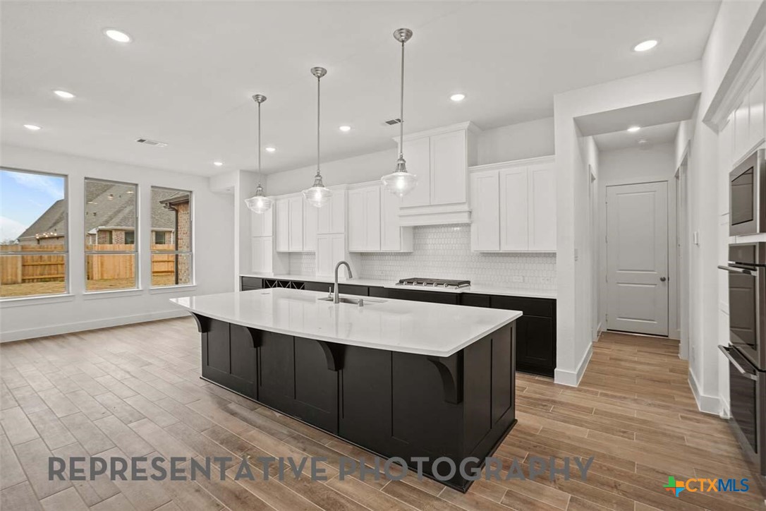 113 Corazon Property Photo 4