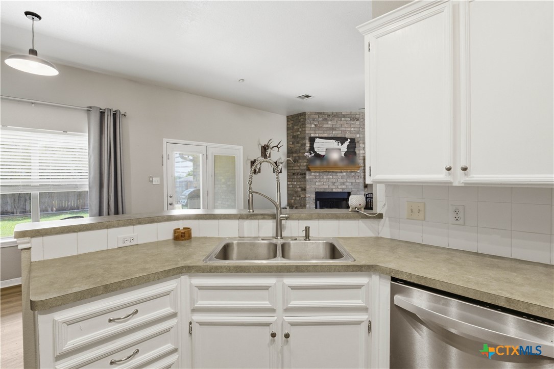 5300 Hunters Ridge Trail Property Photo 13