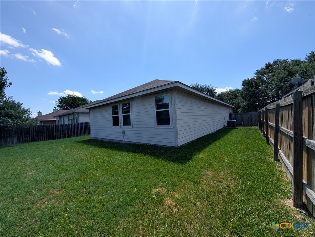 341 Placid Meadow Property Photo 28