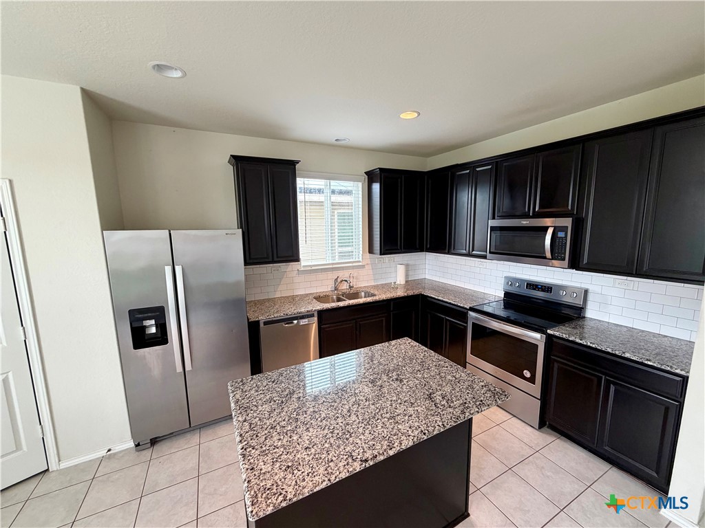308 Autumn Rouge Property Photo 3