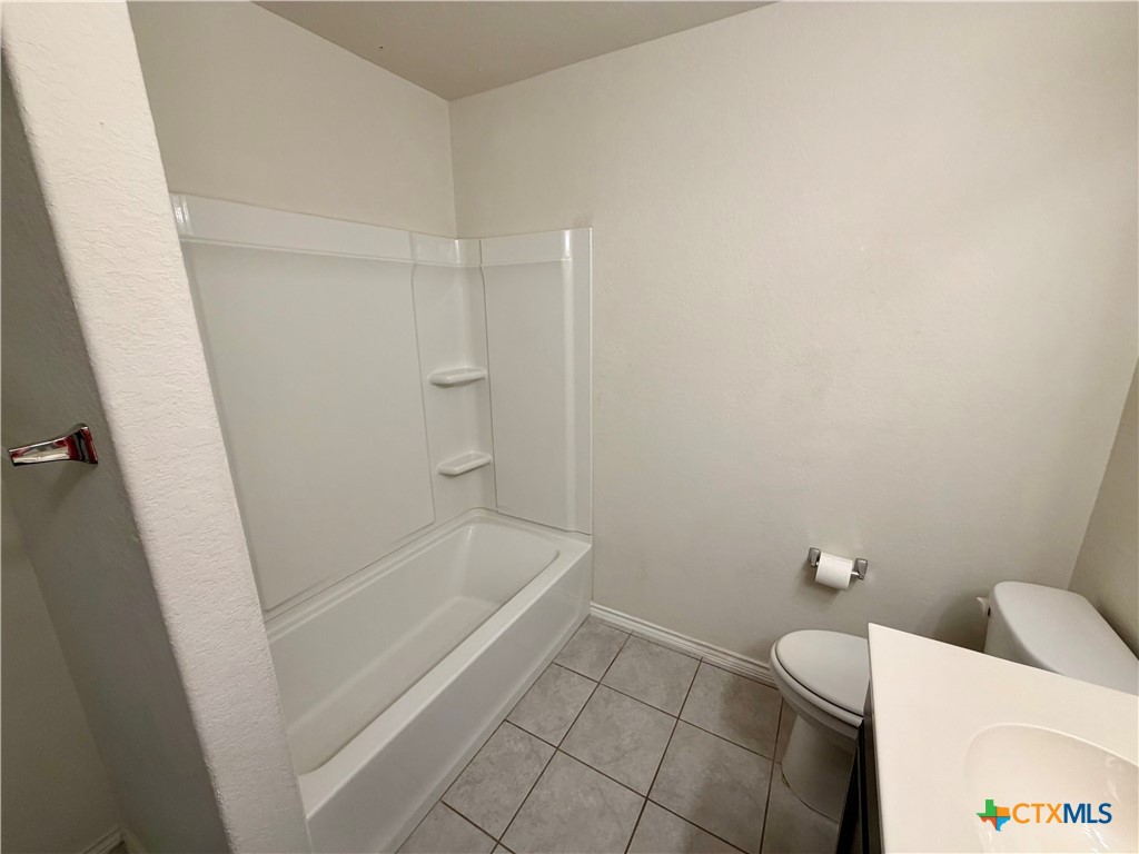 308 Autumn Rouge Property Photo 9