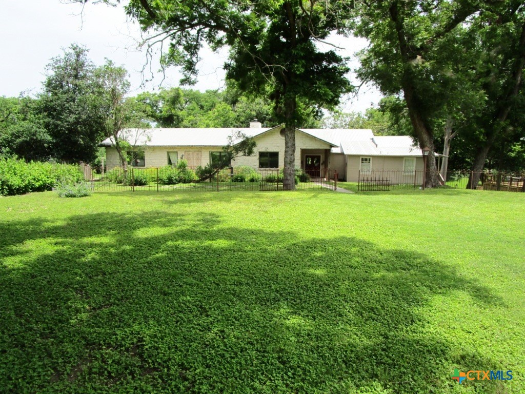 246 E Lincoln Street Property Photo 1