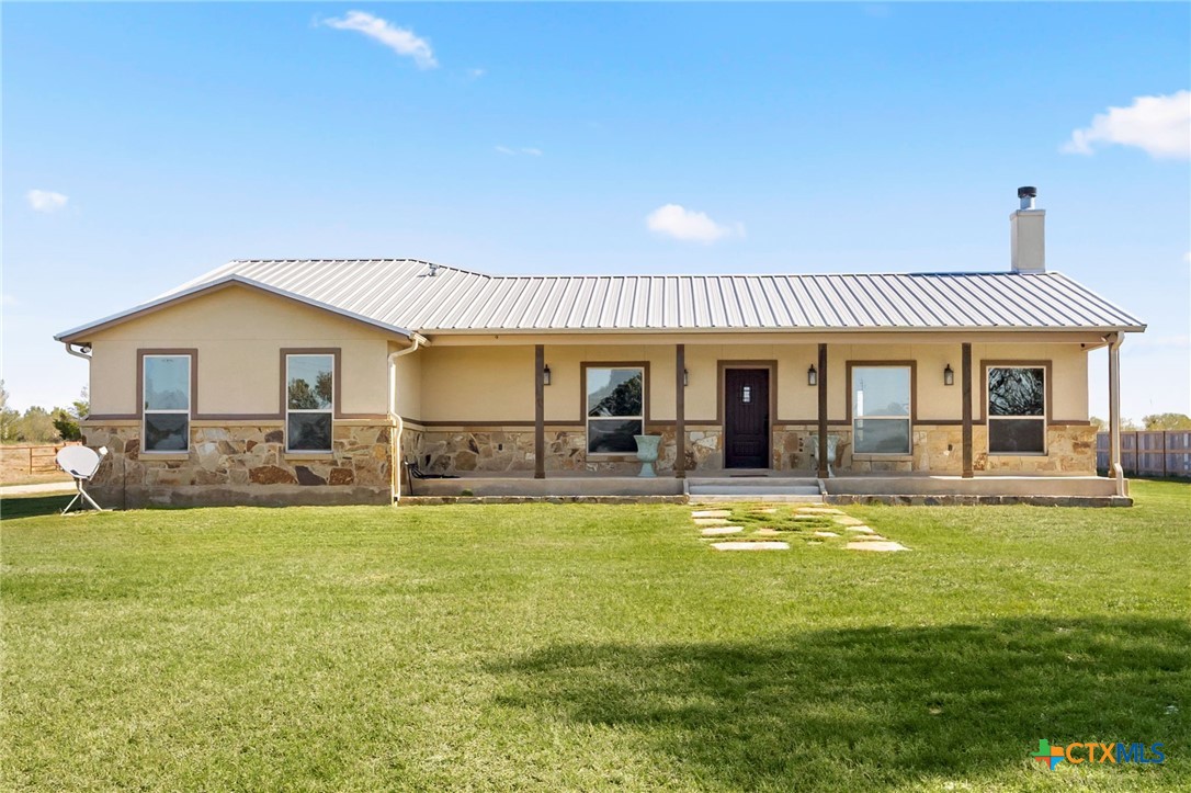 381 Schneider Road Property Photo 2