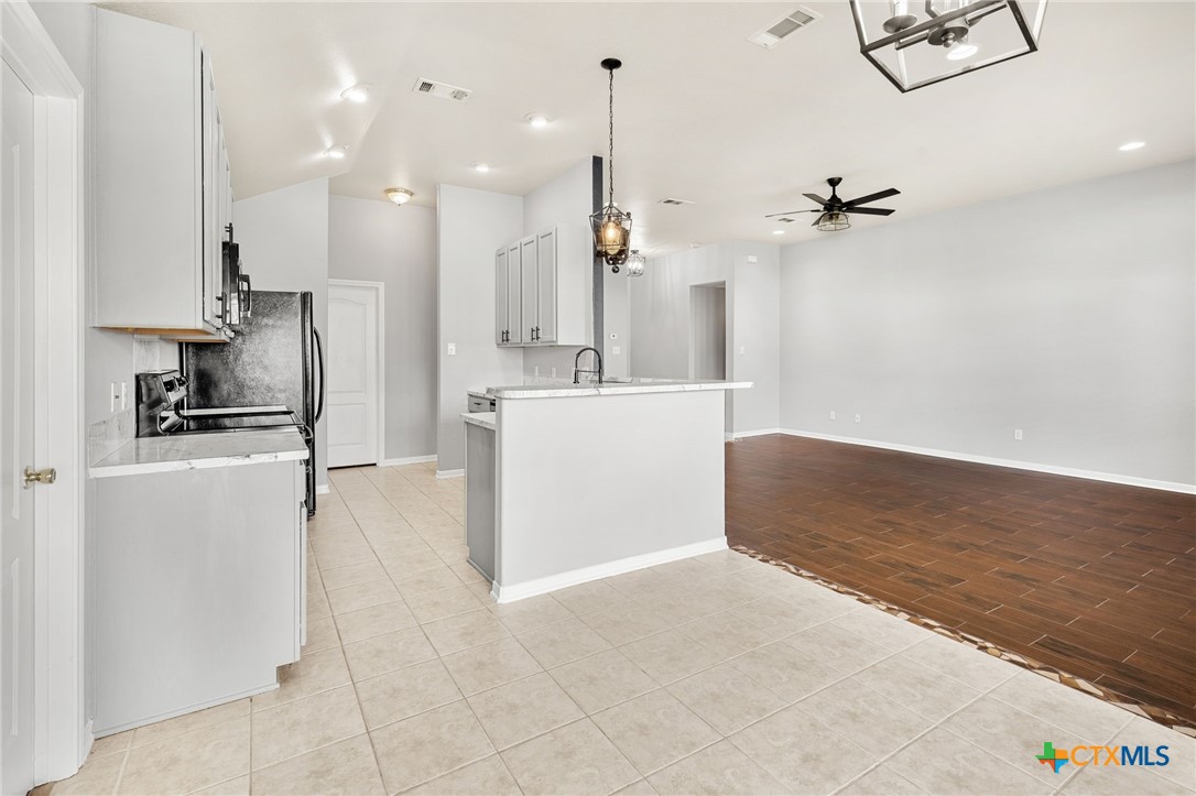 5306 Shawn Drive Property Photo 11
