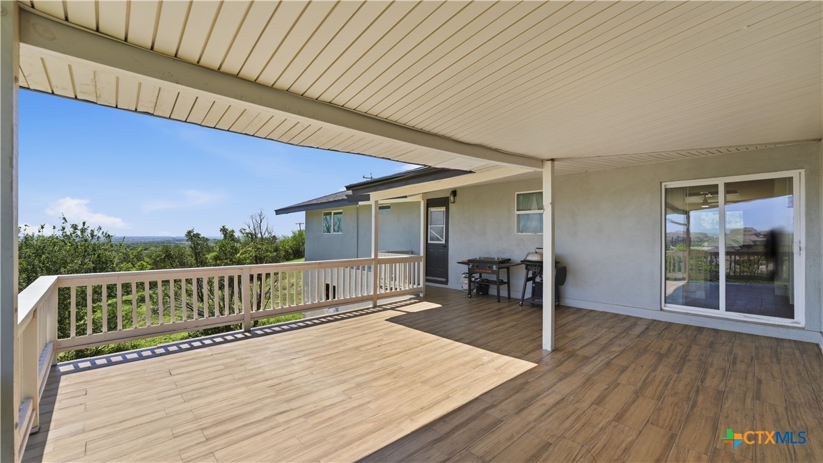 6715 E Queens Crown Street Property Photo 11