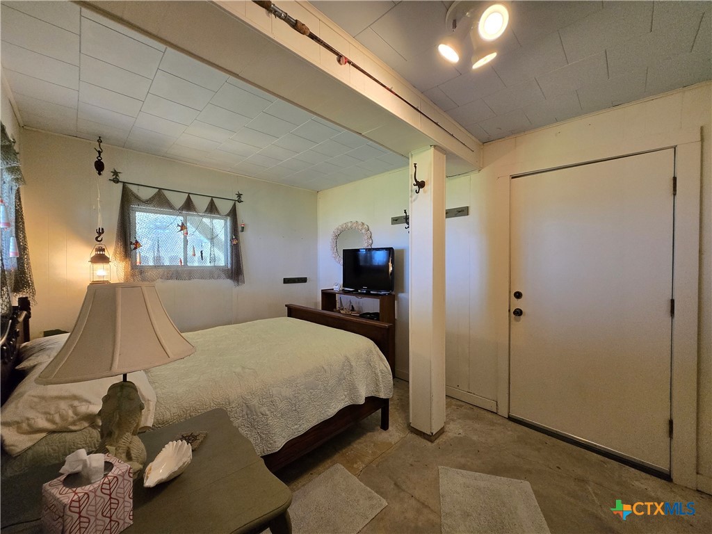 2182 W Bayshore Drive Property Photo 35