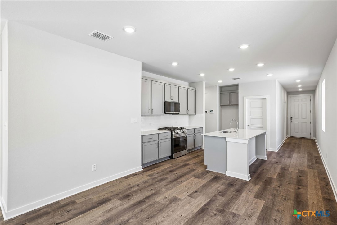 11909 Murano Drive Property Photo 12