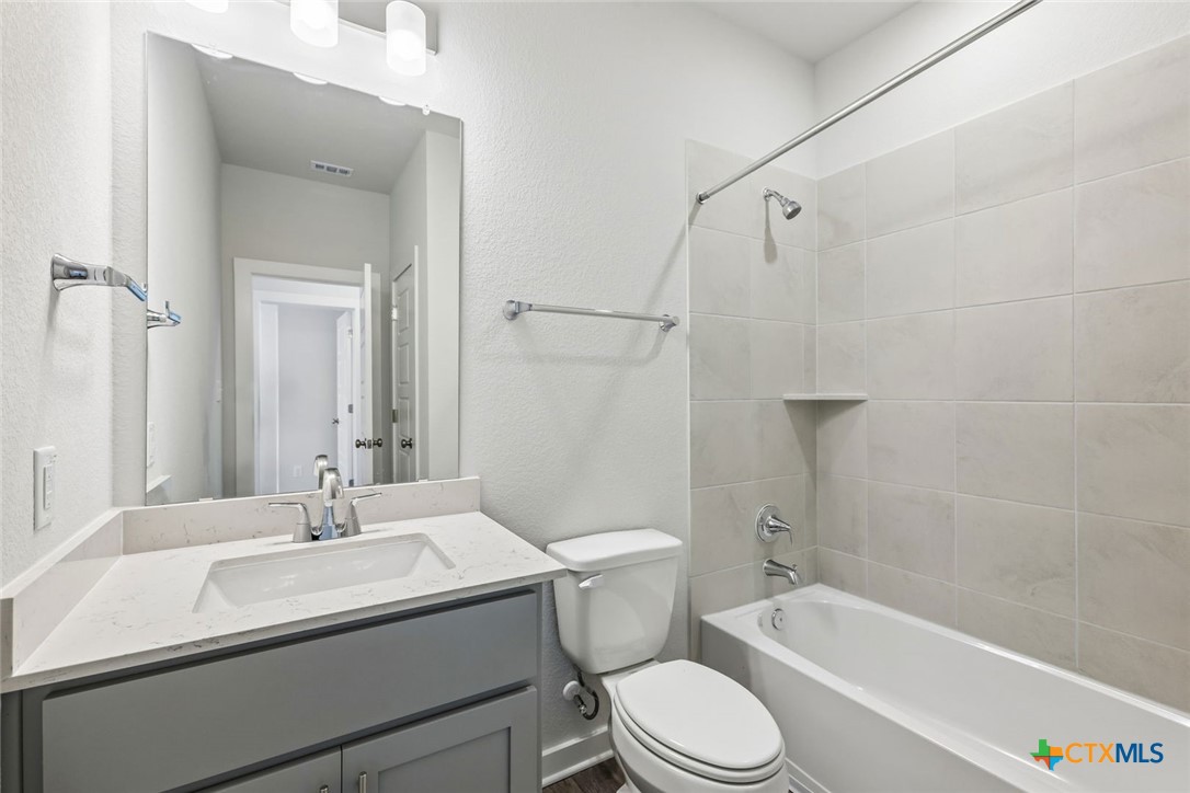 11909 Murano Drive Property Photo 23