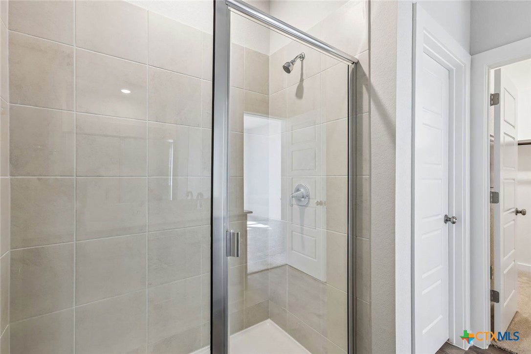 11909 Murano Drive Property Photo 32