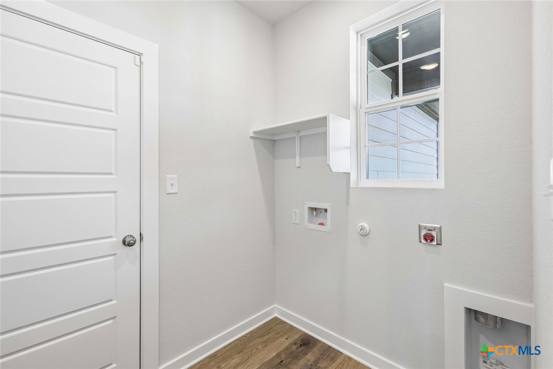 11909 Murano Drive Property Photo 34