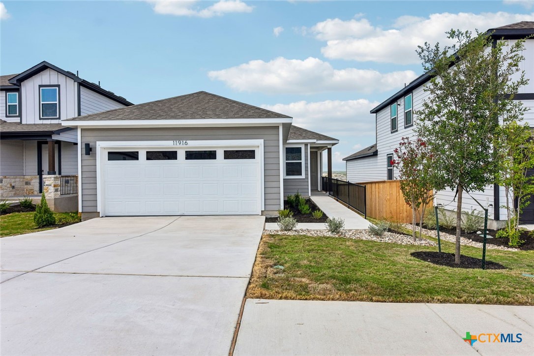 11916 Ellena Cove Property Photo 2