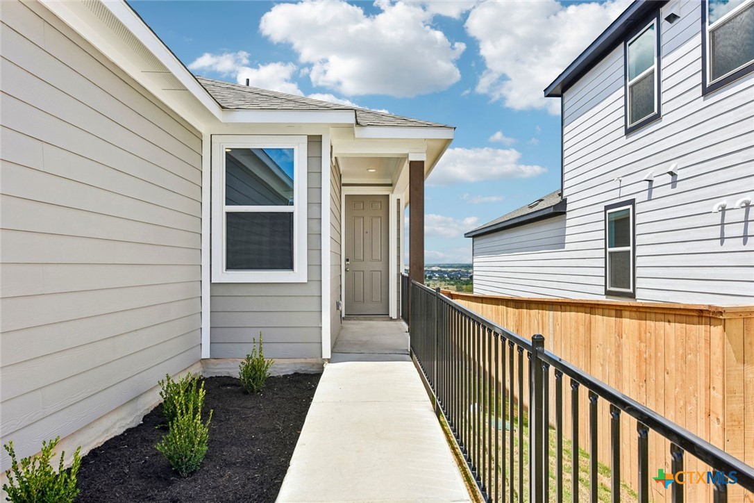 11916 Ellena Cove Property Photo 4