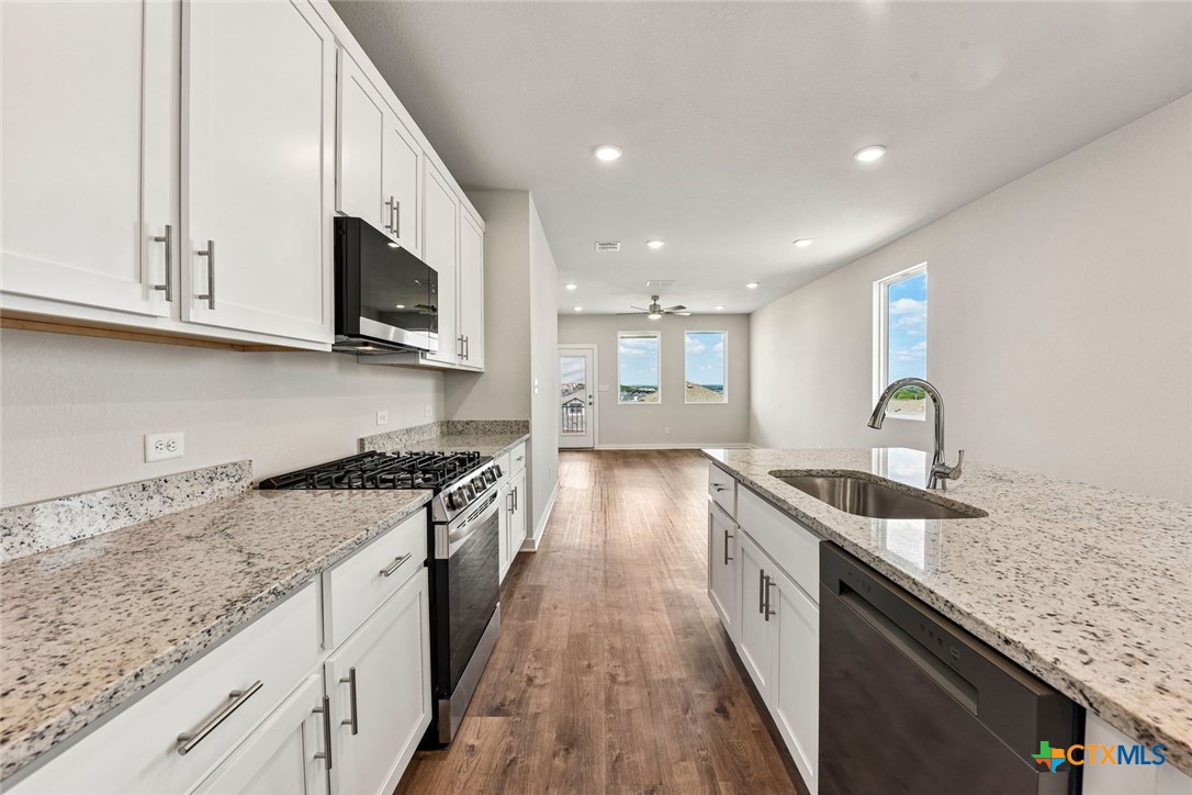 12000 Ellena Cove Property Photo 14