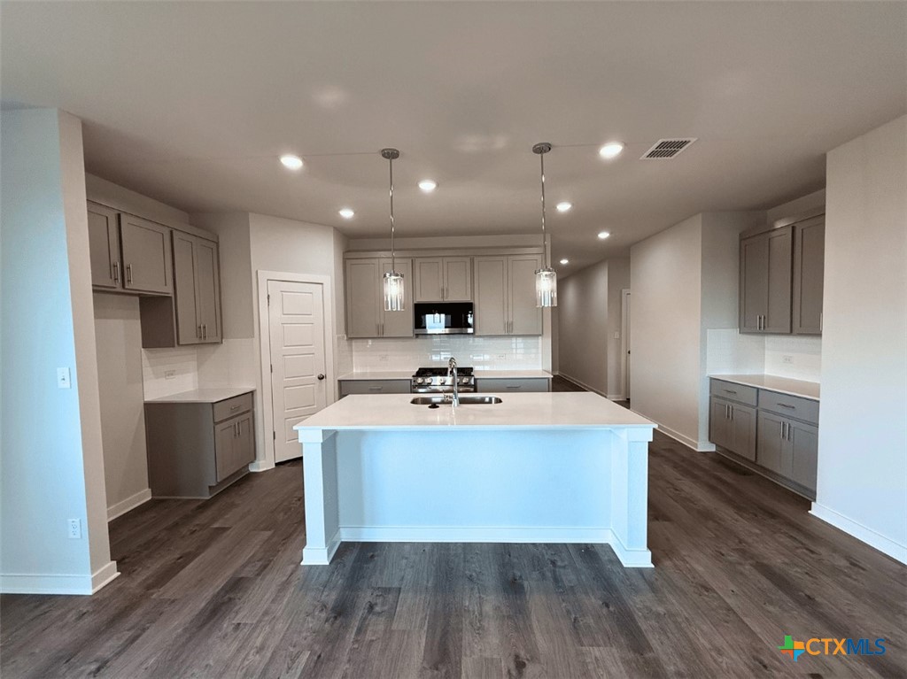 5501 Botticelli Drive Property Photo 10